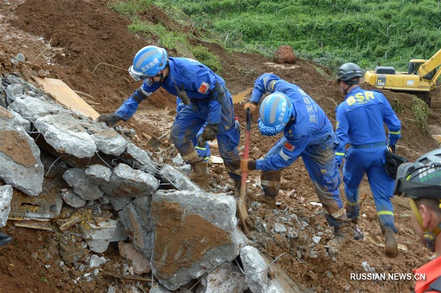 Жертвами оползня в провинции Гуйчжоу стали 38 человек, 13 пропали без вести 