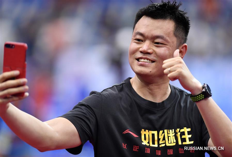 Настольный теннис -- Национальное первенство: Хоу Инчао завоевал "золото" в мужском одиночном разряде