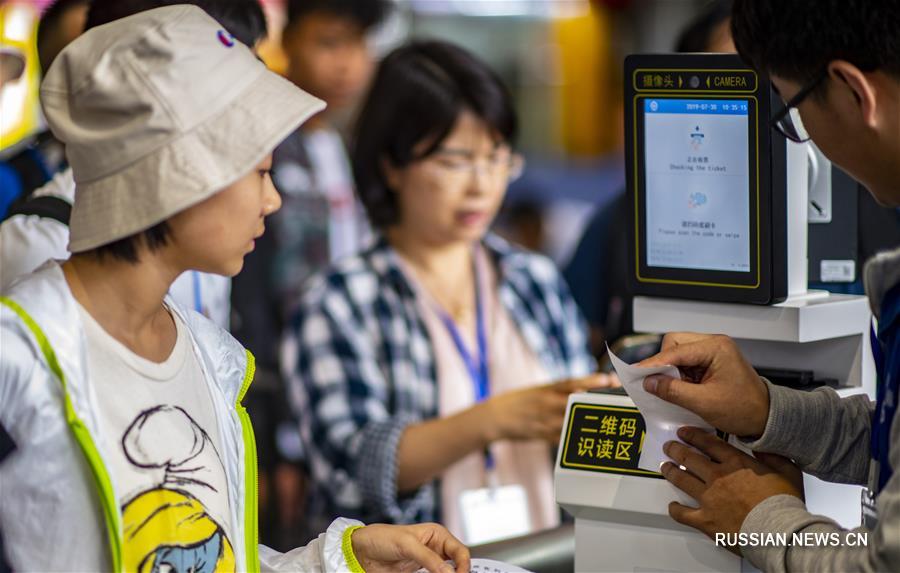 На поезда, следующие по маршрутам Куньмин-Дали и Куньмин-Лицзян, стали доступны электронные билеты