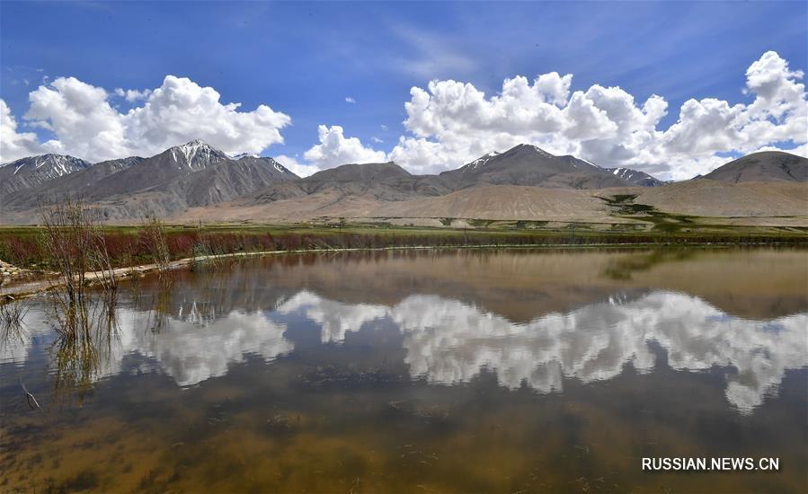 Прекрасный пейзаж округа Нгари Тибетского АР