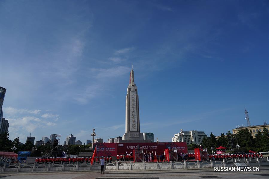 В Наньчане зажгли огонь 7-х Всемирных военных игр