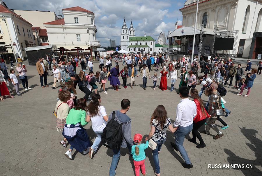 Рыцарские бои в центре Минска