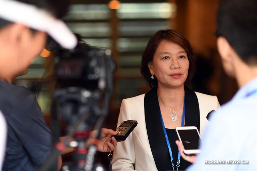 Общественность Сянгана должна сплотиться и заявить о себе во весь голос, чтобы поскорее покончить с насилием и хаосом