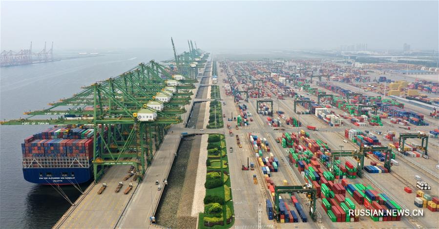 Тяньцзиньский порт - искусственный глубоководный морской порт мирового класса