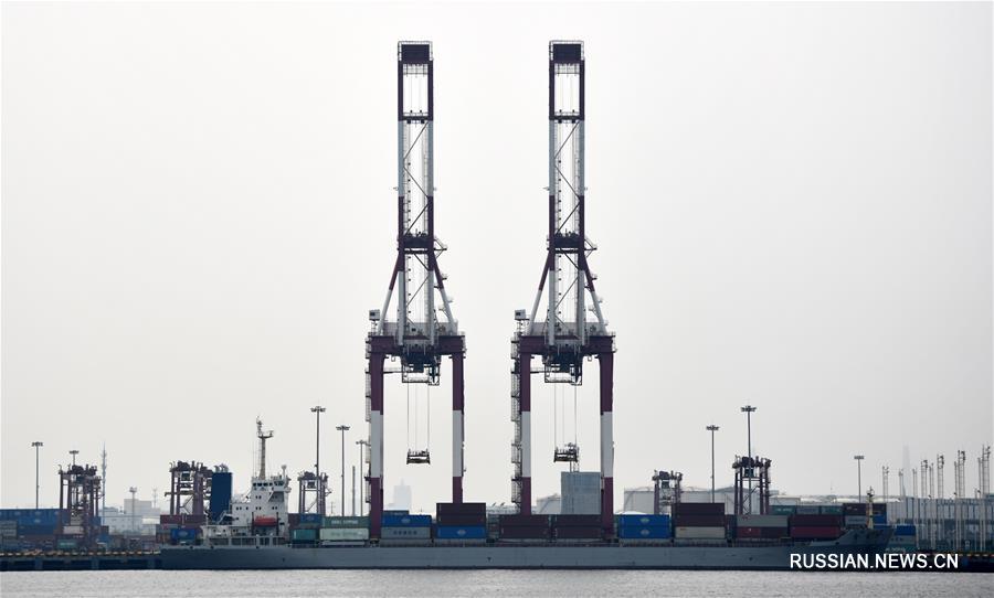 Тяньцзиньский порт - искусственный глубоководный морской порт мирового класса