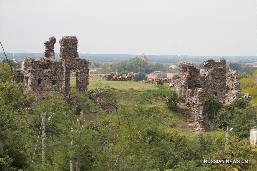 Замок Канков -- один из старейших исторических памятников на территории Украины