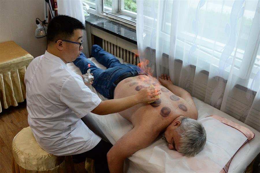 Китайская медицина пользуется все большей популярностью среди россиян