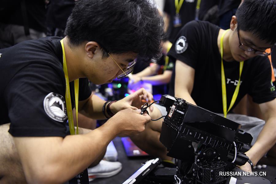 Команда из Северо-Восточного университета победила в конкурсе роботов RoboMaster 2019