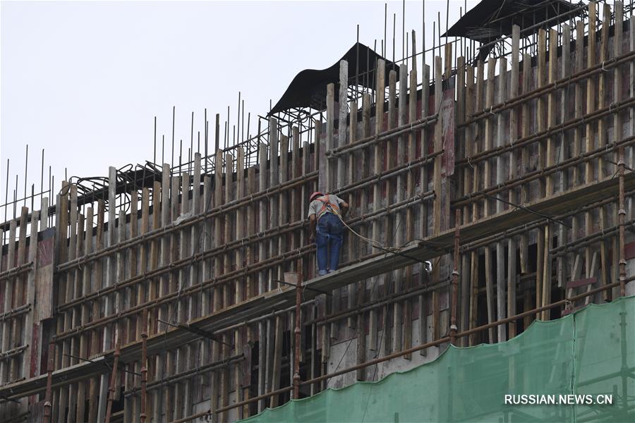 Строительство гидроузла "Датэнся" в Гуанси идет полным ходом