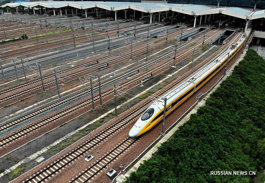 На хэнаньском провинциальном участке высокоскоростной железной дороги Чжэнчжоу-Ванчжоу начались пуско-наладочные работы