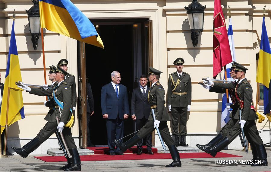 Премьер-министр Израиля Биньямин Нетаньяху прибыл в Украину с трехдневным официальным визитом