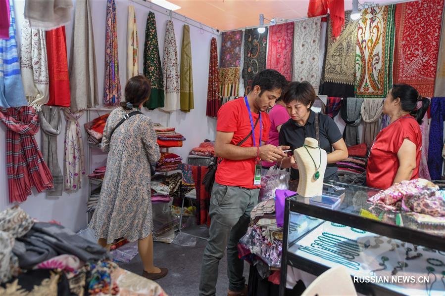 Товары из стран "Пояса и пути" пользуются спросом на ярмарке Китай -- Северо-Восточная Азия