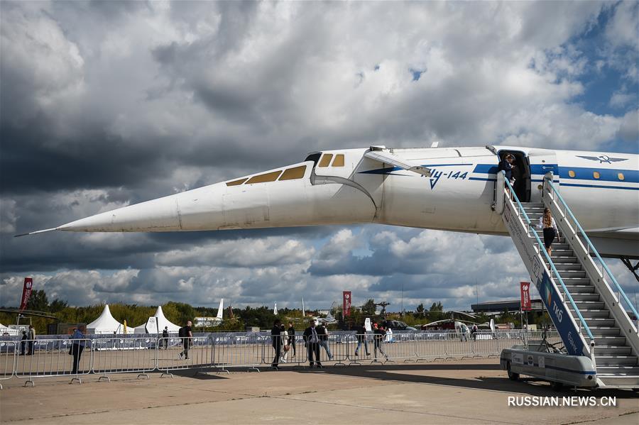В Москве прошло авиашоу в рамках Авиасалона МАКС-2019