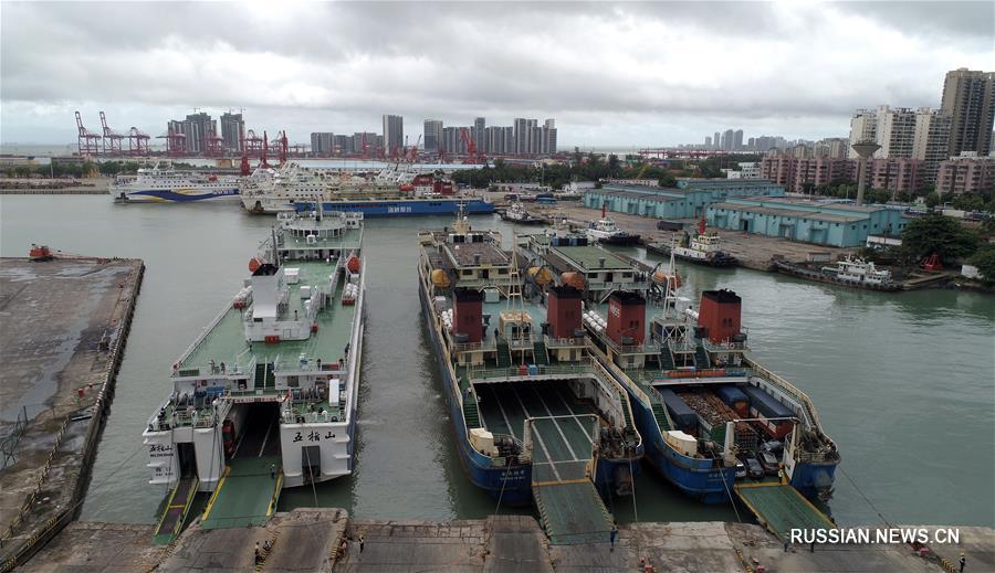 В Цюнчжоуском проливе на юге Китая восстановились паромные перевозки пассажиров 