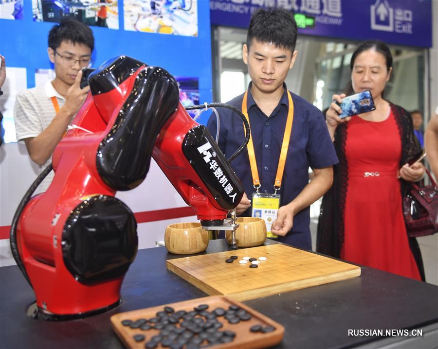 Чудеса прогресса на научно-технической выставке в провинции Сычуань