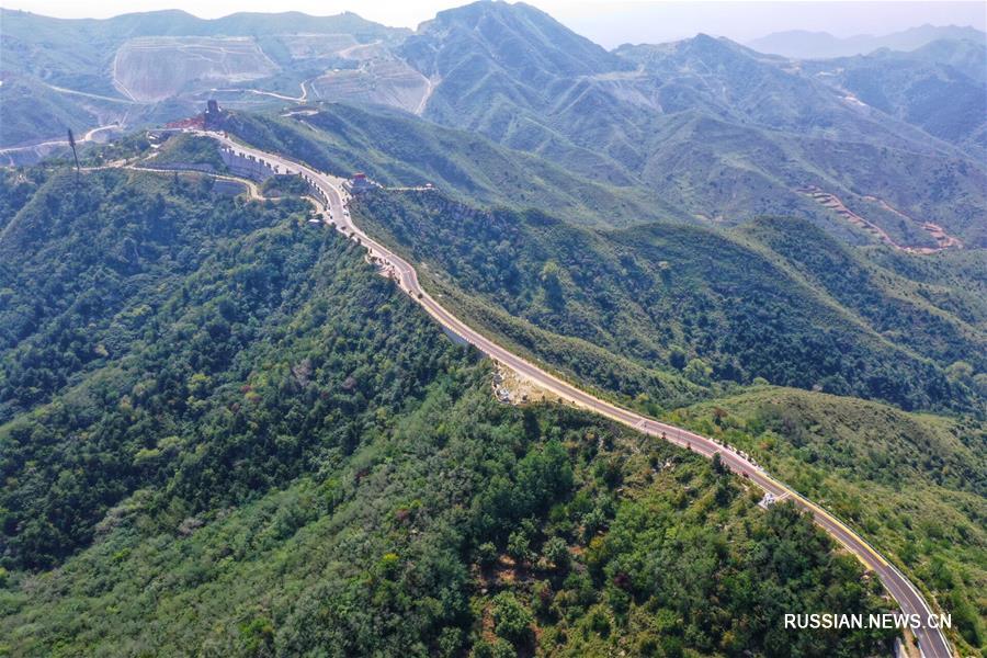 Горная дорога в провинции Хэбэй