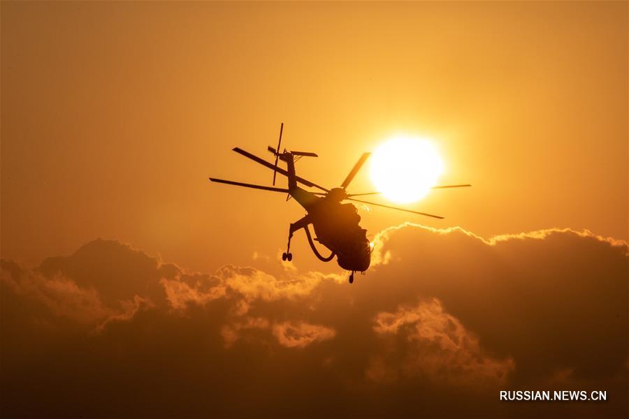 В окрестностях Афин вспыхнул горный пожар