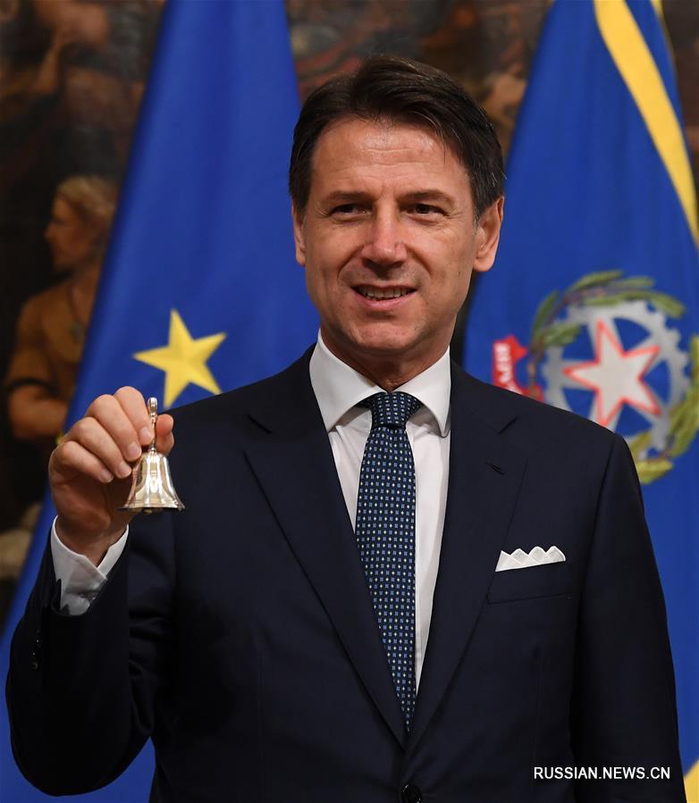 Новое правительство Италии приведено к присяге