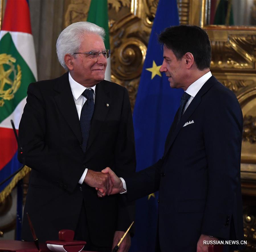 Новое правительство Италии приведено к присяге