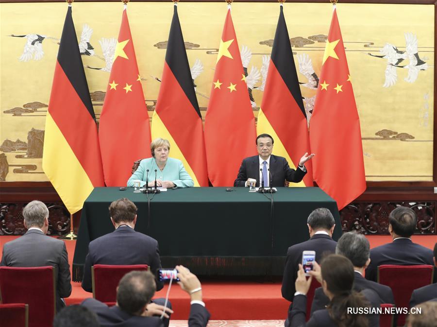 Ли Кэцян провел переговоры с канцлером Германии А. Меркель