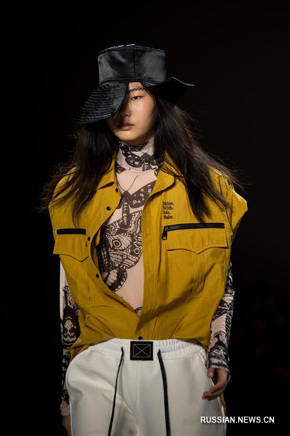 Показ китайской модной марки Dirty Pineapple в Нью-Йорке