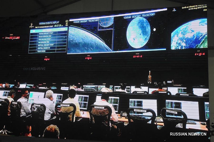 Индия потеряла связь с лунным модулем "Викрам"