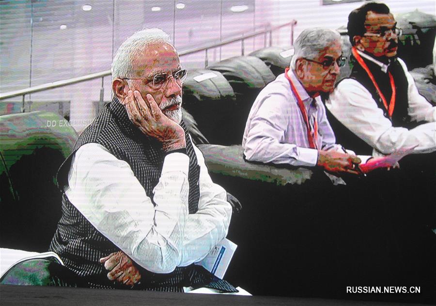 Индия потеряла связь с лунным модулем "Викрам"