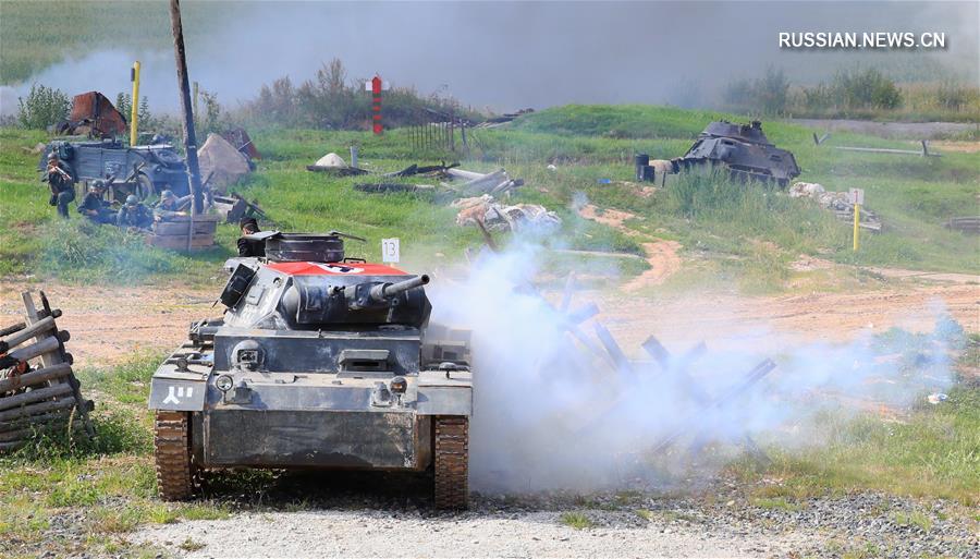 На "Линии Сталина" под Минском прошла военно-историческая реконструкция боев 1941 года