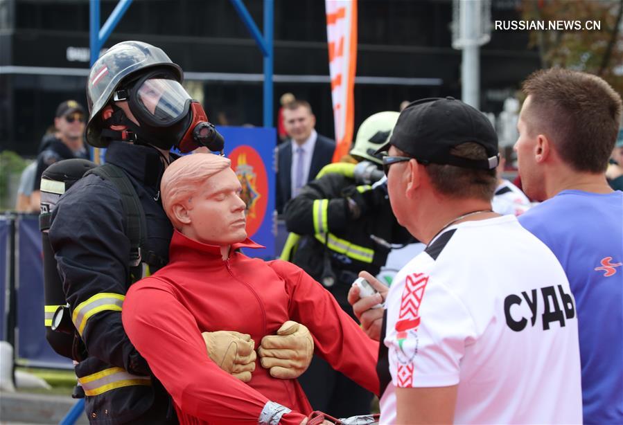 Международные соревнования "Сильнейший пожарный-спасатель" в Минске