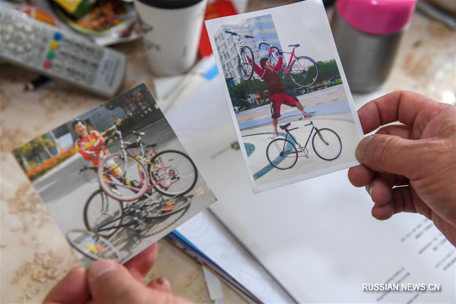 Здоровье нации -- Исполнитель велосипедных трюков Чжоу Чанчунь