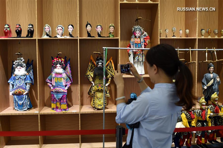 В Ханчжоу открылась выставка нематериального культурного наследия Китая