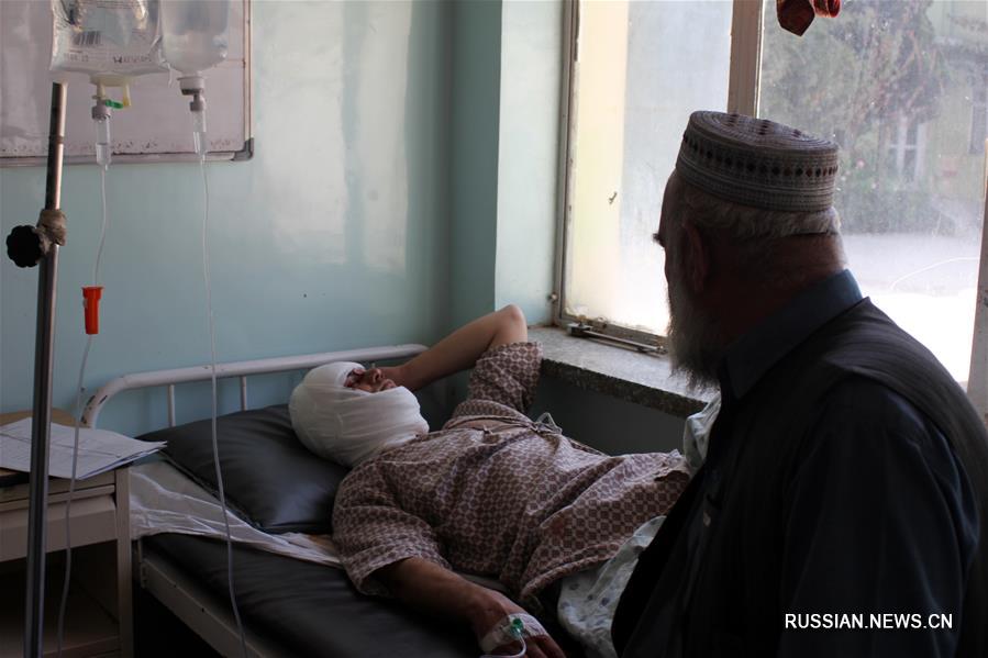 14 человек пострадали при взрыве в афганском городе Кандагар