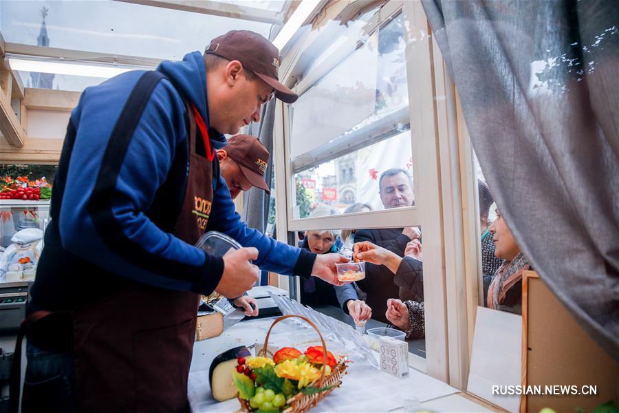 В Москве проходит фестиваль "Золотая осень"