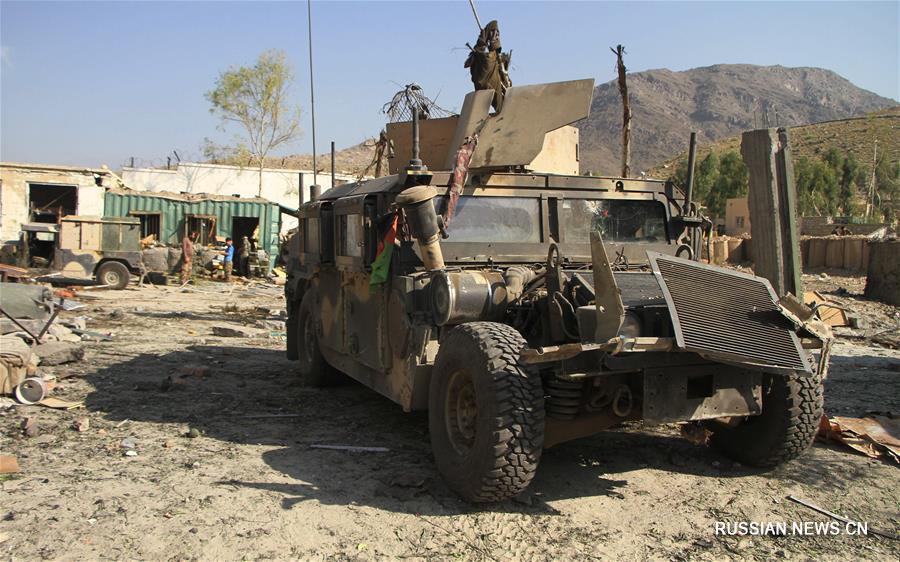 Три человека погибли, еще 43 получили ранения в результате взрыва заминированного автомобиля в Афганистане