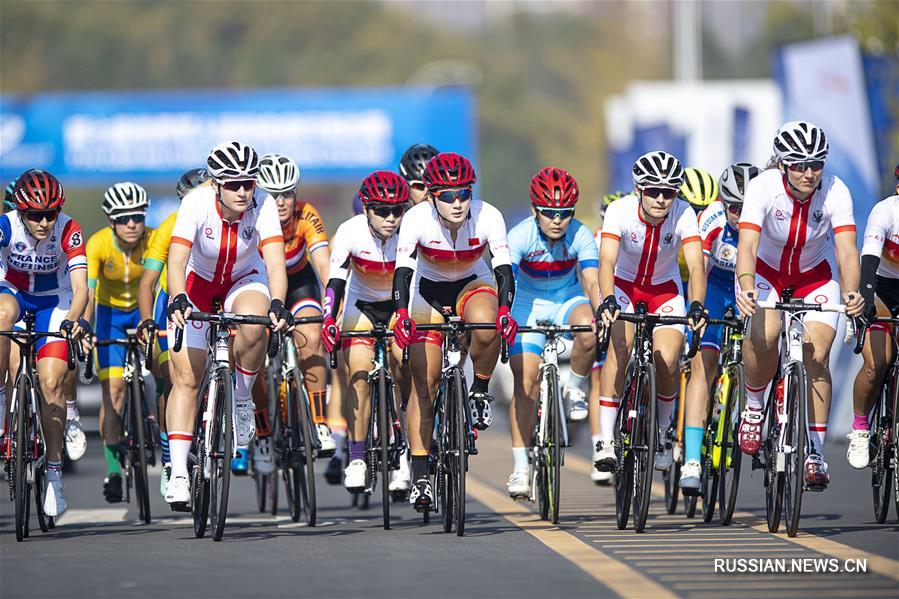 （军运会）（5）公路自行车——女子公路团体赛：中国队获得金牌