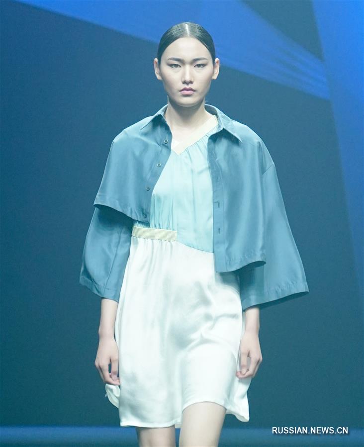 Презентация модной одежды, созданной участниками Конкурса дизайна и инноваций "Будущая звезда Китая"