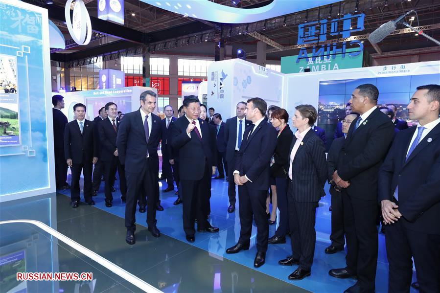 （第二届进博会）（2）习近平同出席第二届中国国际进口博览会的外国领导人共同巡馆