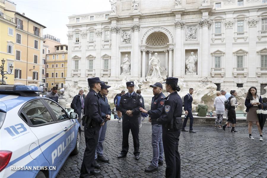 （国际）（4）中意第四次警务联合巡逻在罗马启动