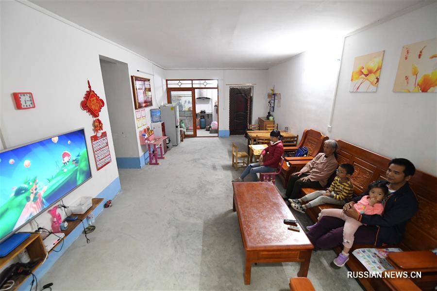 Новая жизнь переселенцев из бедных районов в Гуанси-Чжуанском АР
