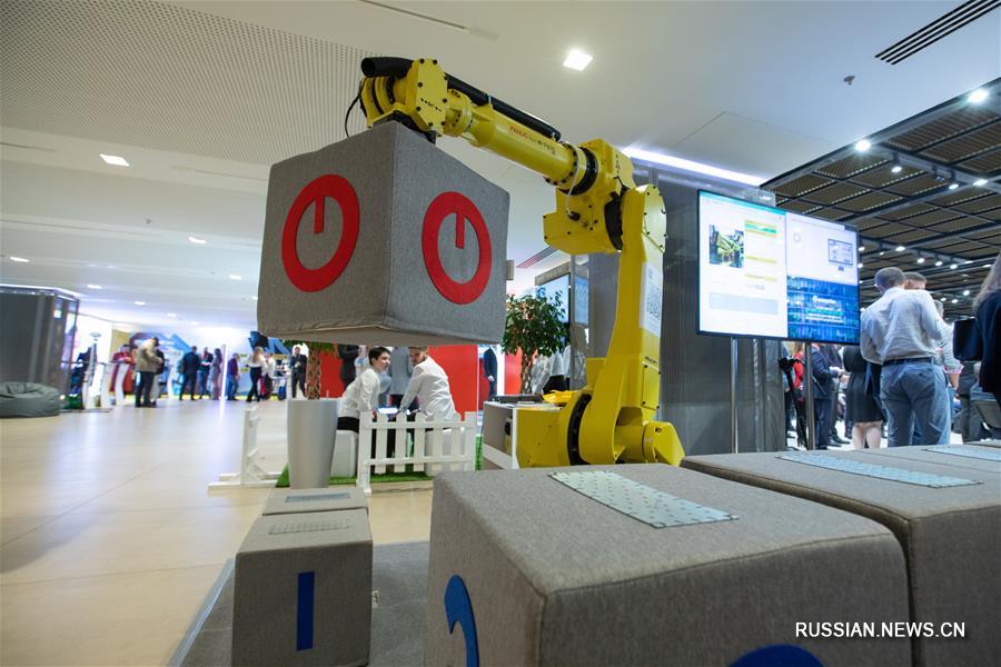 Владимир Зеленский призвал мировое сообщество расширять инвестиции в Украину