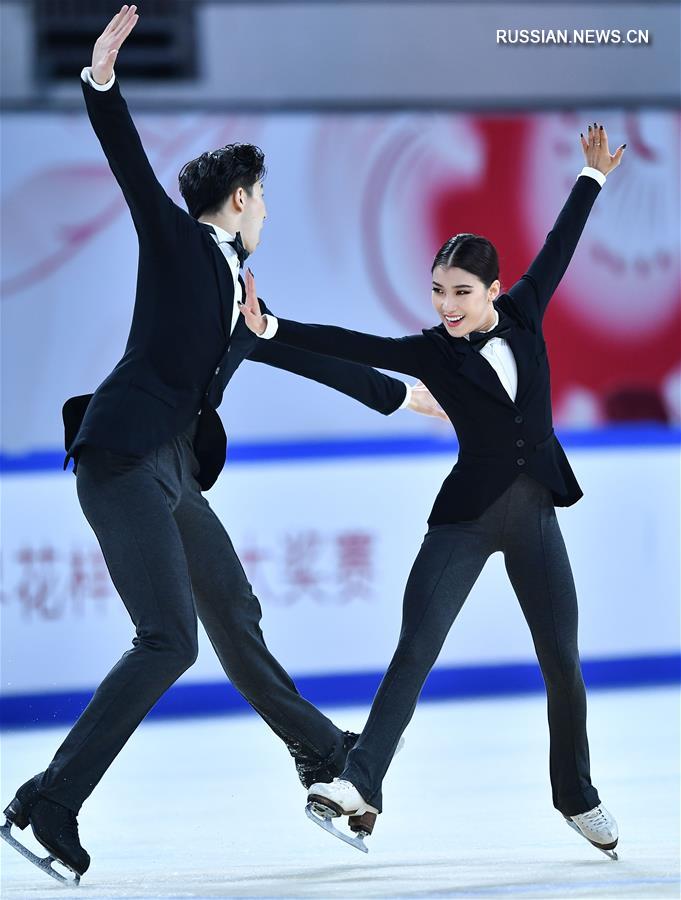Фигурное катание -- Этап Гран-при 2019/2020 в Китае: Ван Шиюэ и Лю Синьюй стали четвертыми в танцах на льду после короткой программы