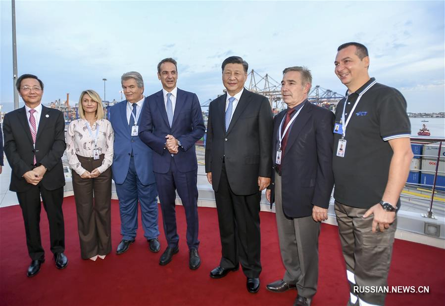 （XHDW）（3）习近平和希腊总理米佐塔基斯共同参观中远海运比雷埃夫斯港项目