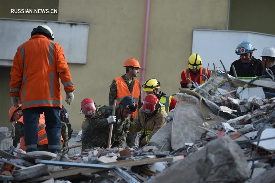 Число жертв землетрясения в Албании возросло до 21