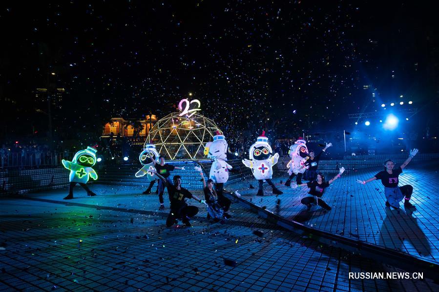 В Аомэне открылся Фестиваль света-2019 в честь 20-летия возвращения САР под юрисдикцию Китая 