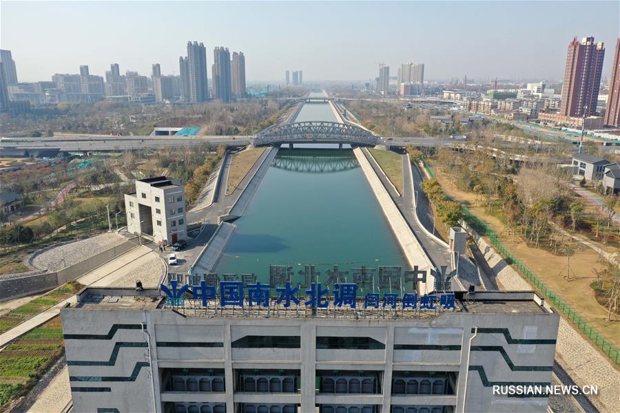 Водный канал стал украшением центральных районов Цзяоцзо в провинции Хэнань