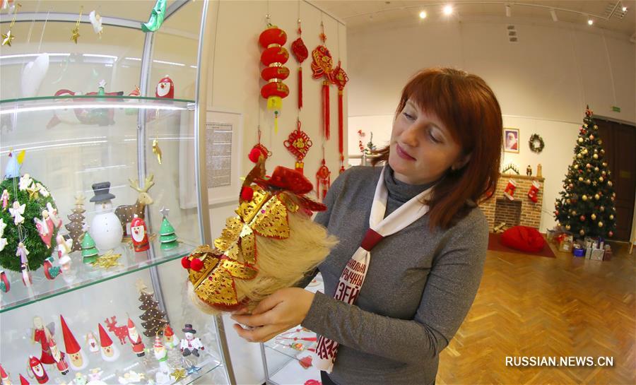 "Музей елочных игрушек" открылся в Национальном историческом музее Беларуси 