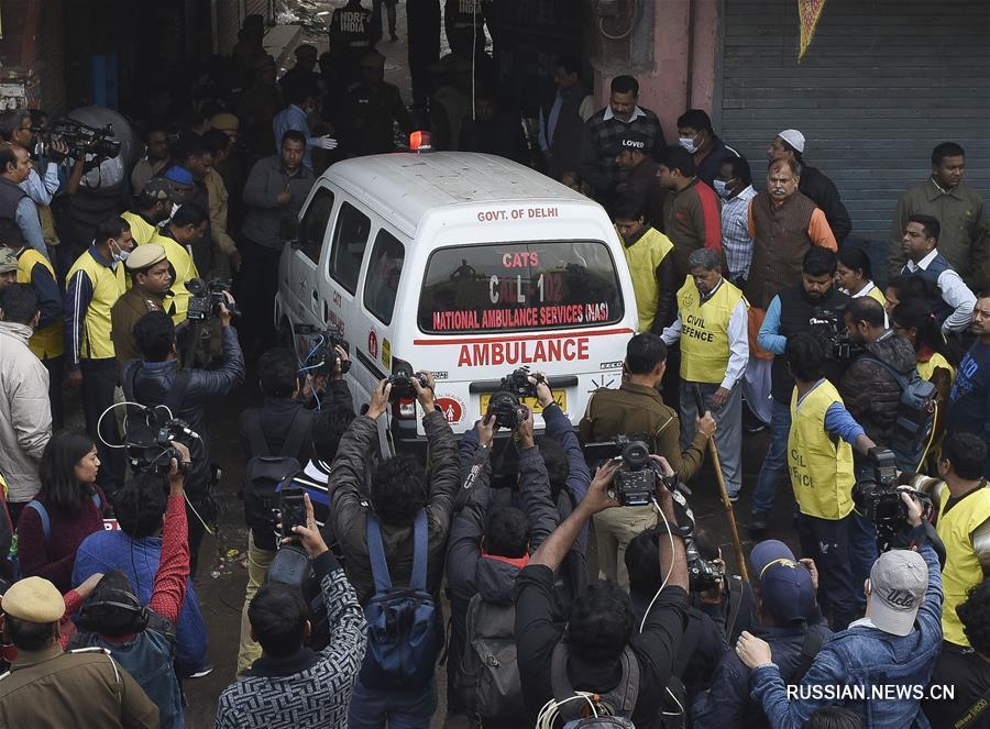 43 человека стали жертвами сильного пожара в столице Индии 