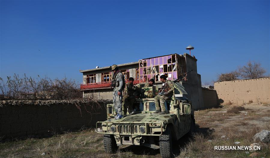 Более 60 человек пострадали в результате атаки на американскую авиабазу в Афганистане