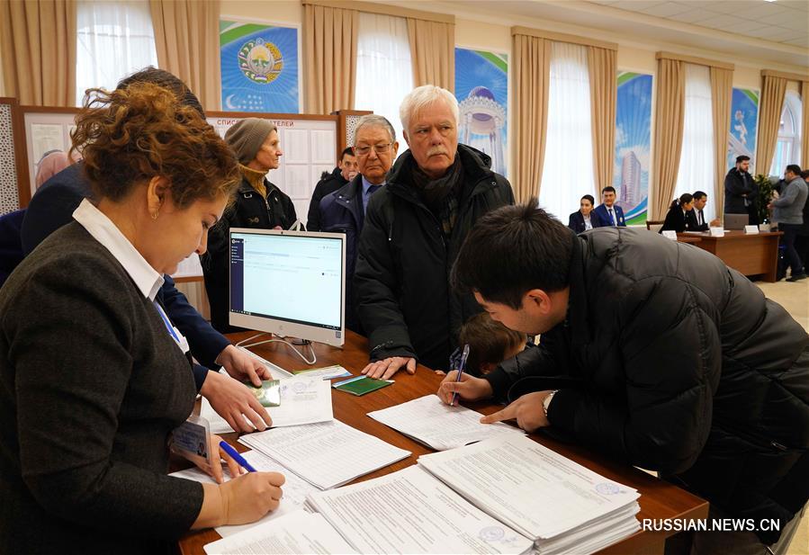 В Узбекистане проходят парламентские выборы