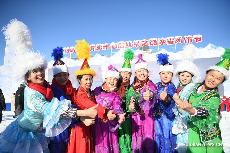 В Урумчи открылся зимний фестиваль "Шелковый путь"